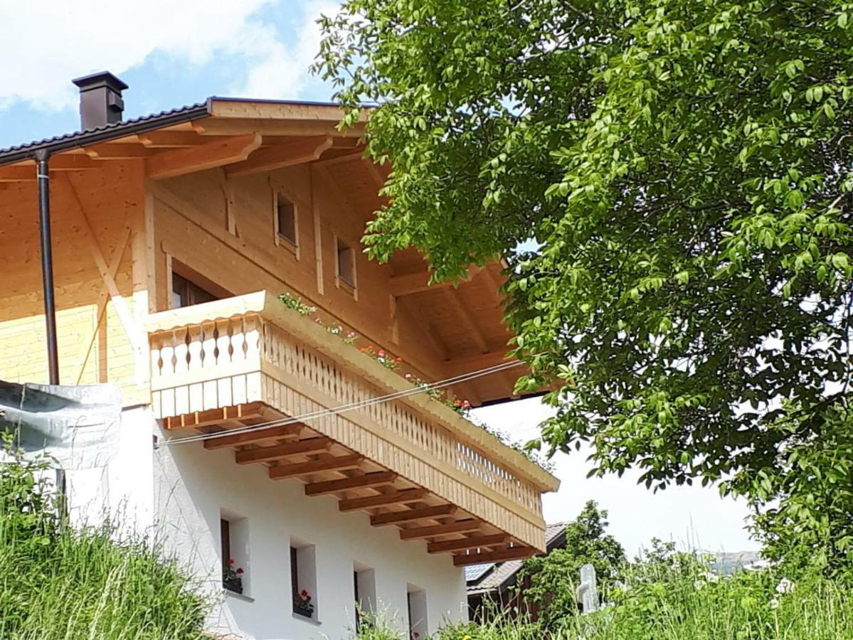 Schweinsteghof Urlaub Auf Dem Bauernhof Apartamento Sarentino Exterior foto
